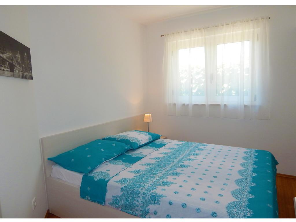 Apartments Vukovic Podstrana Habitación foto